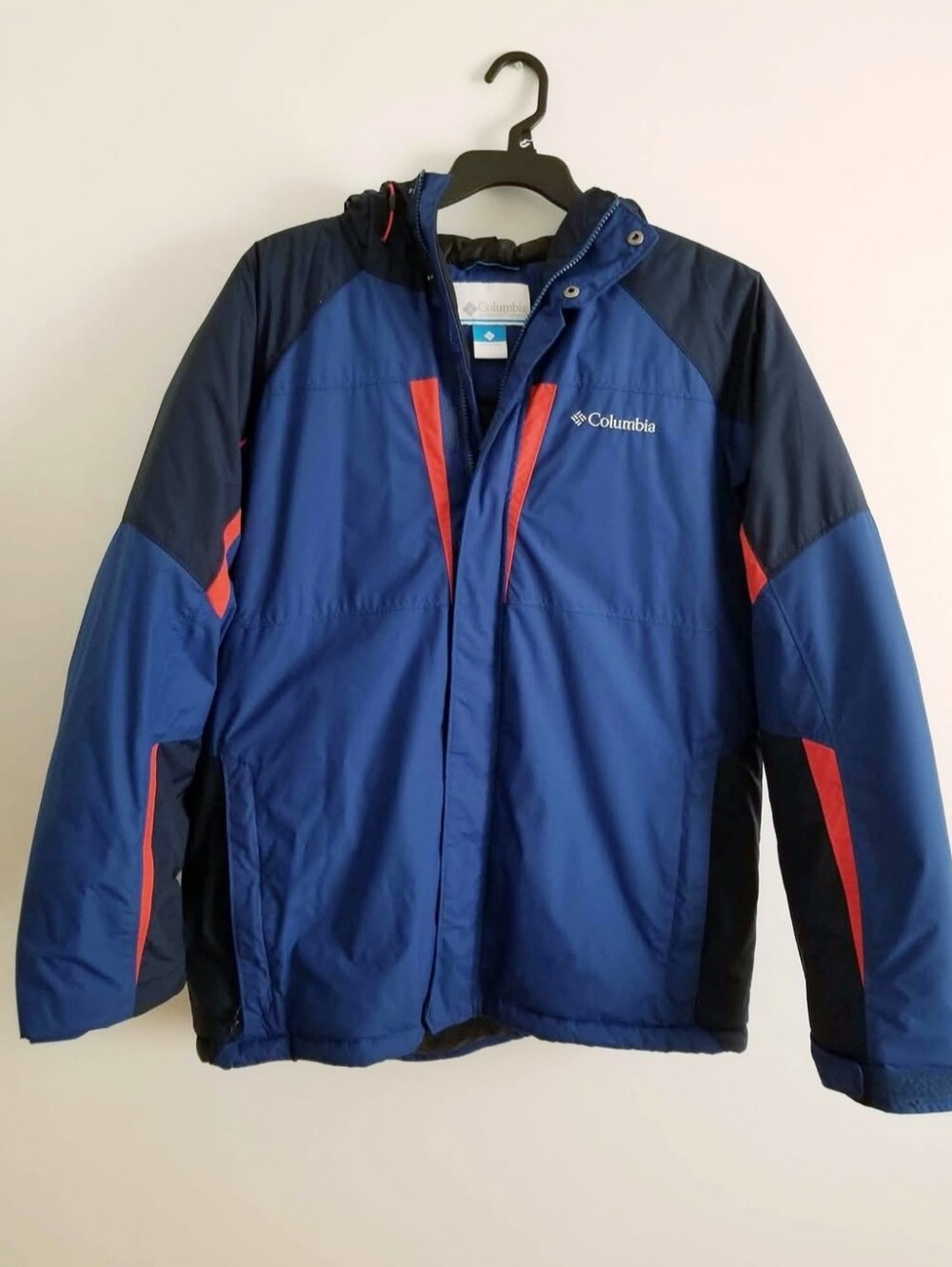 Columbia Men’s Blue Hooded Winter Jacket